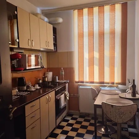 Apartment Yanis Bucharest