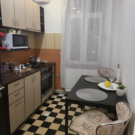 Yanis Apartment Bucharest
