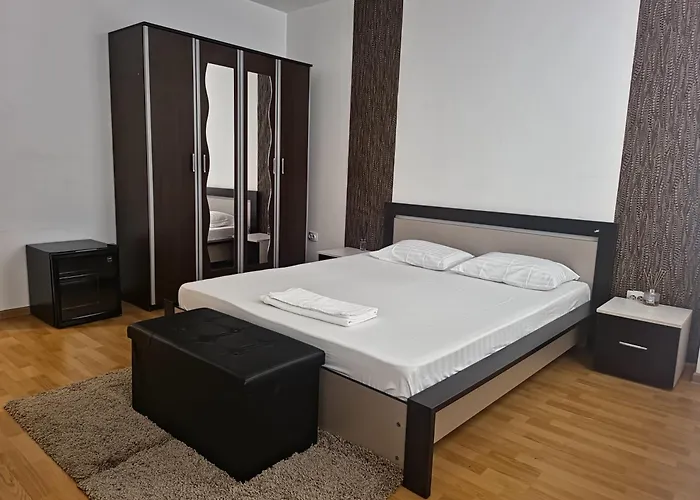 Apartament Yanis 3*